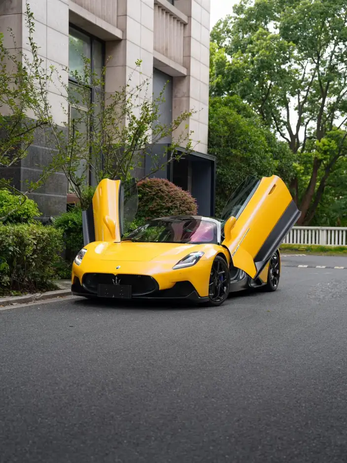 Maserati MC20 2021 Model 3.0T Standard Edition – фото 1