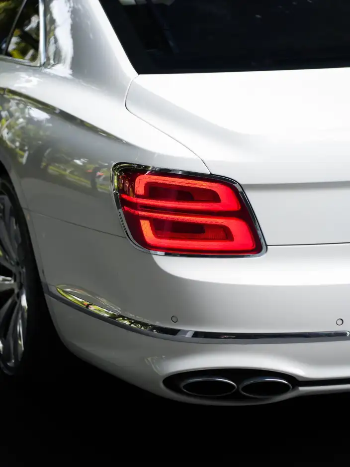 Continental Flying Spur 2022 Model 4.0T V8 Standard Edition – фото 10