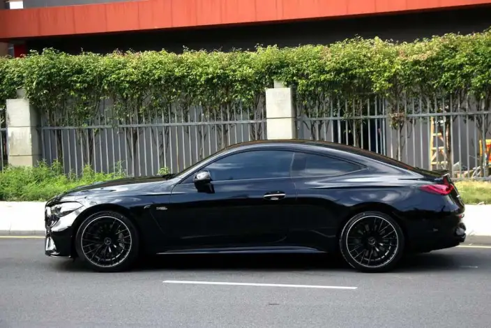Mercedes-Benz CLE-Class AMG 2026 Model AMG CLE 53 4MATIC+ Coupe – фото 3