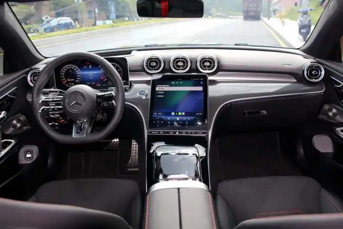 Mercedes-Benz CLE-Class AMG 2026 Model AMG CLE 53 4MATIC+ Coupe – фото 8