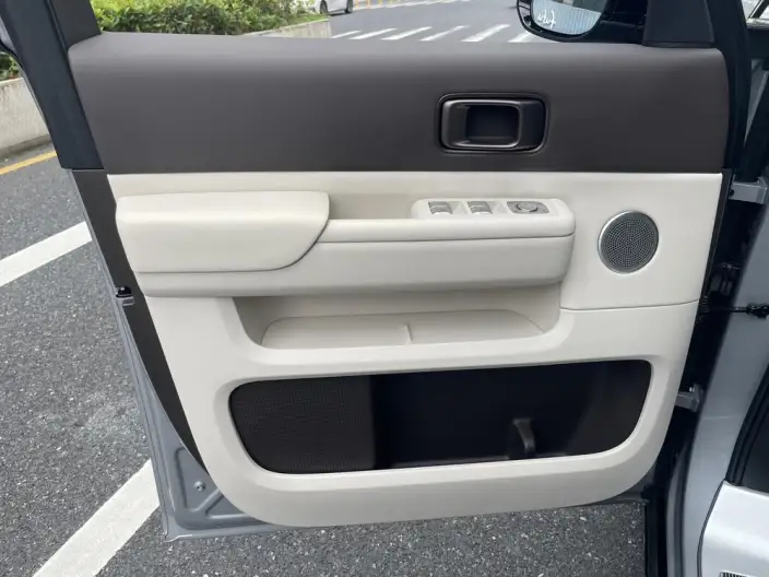 Li Auto MEGA 2024 Model Ultra Edition – фото 7