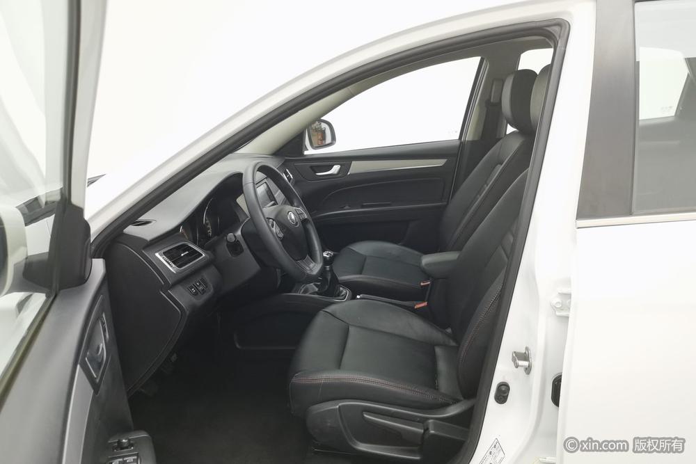 BESTUNE B30 2016 модификация 1.6L Manual Luxury – фото 17