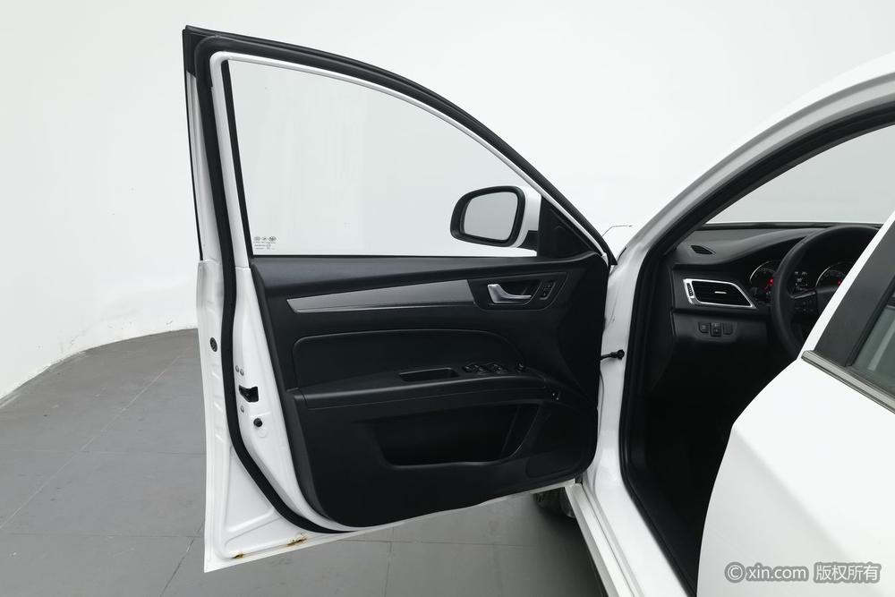 BESTUNE B30 2016 модификация 1.6L Manual Luxury – фото 21