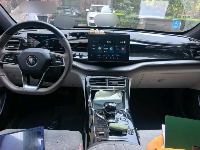 BYD Qin PLUS DM 2023 Model DM-i Champion Edition 120KM Leading Model – фото 5