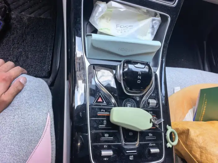 BYD Qin PLUS DM 2023 Model DM-i Champion Edition 120KM Leading Model – фото 9