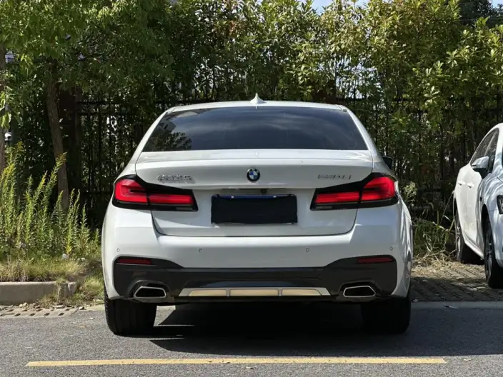 BMW 5 Series 2023 Model Facelift 530Li Leading Model M Sports Set – фото 6