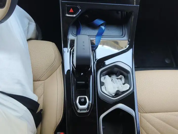 Geely Boyue L 2023 Model 1.5TD DCT Noble Model – фото 9