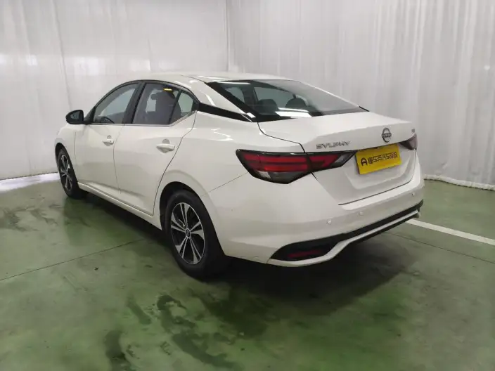 Nissan Sylphy 2023 Model 1.6L CVT Yuexiang Edition – фото 5