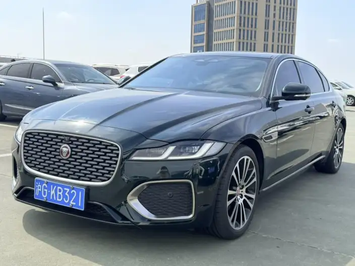 Jaguar XFL 2024 Model 2.0T P250 2WD Exclusive Deluxe Edition