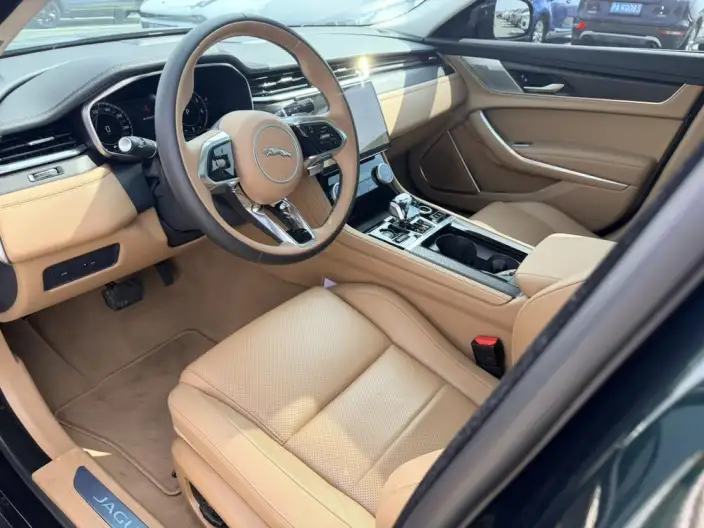 Jaguar XFL 2024 Model 2.0T P250 2WD Exclusive Deluxe Edition – фото 8