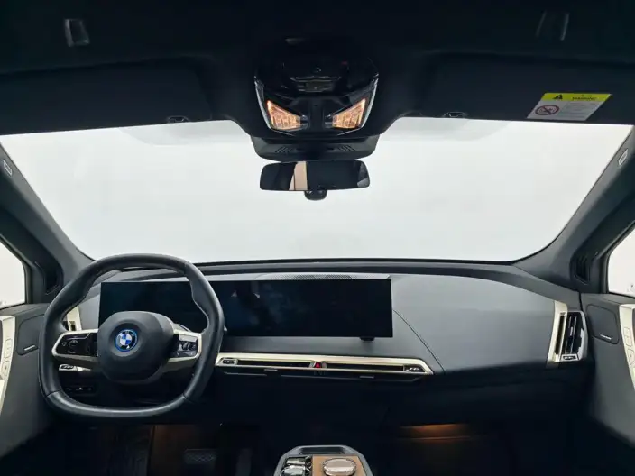 BMW iX 2022 Model xDrive40 – фото 7