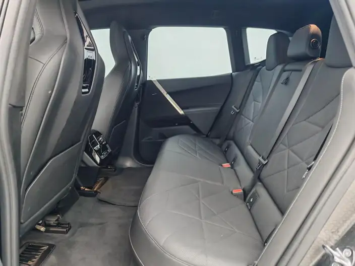 BMW iX 2022 Model xDrive40 – фото 9