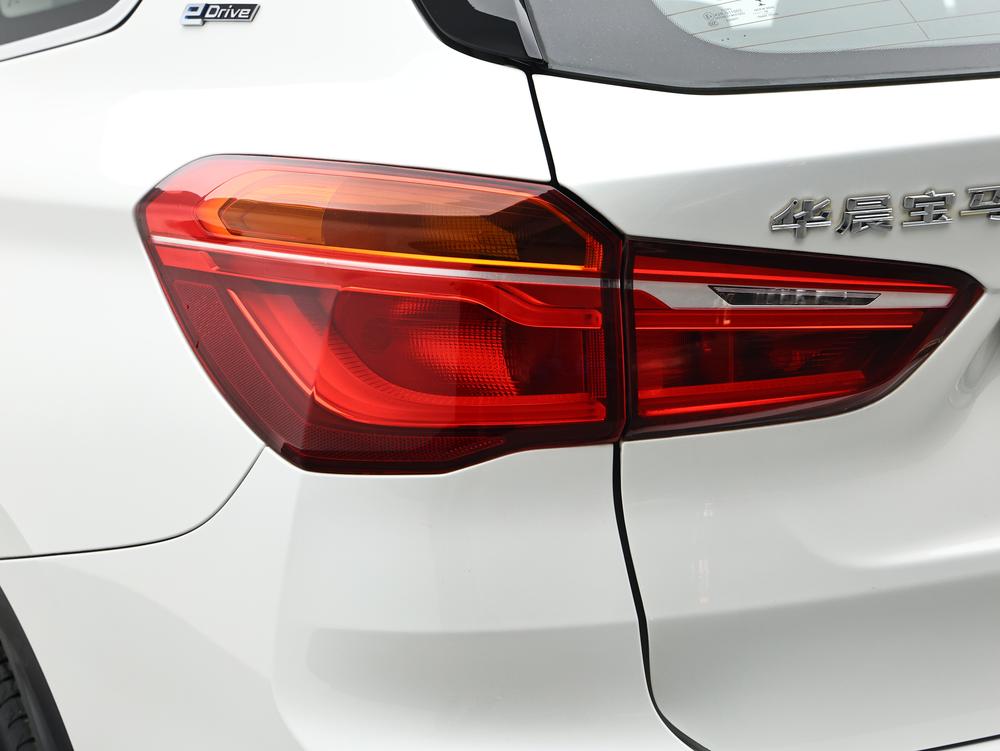BMW X1 PHEV 2018 xDrive25Le Luxury – фото 13