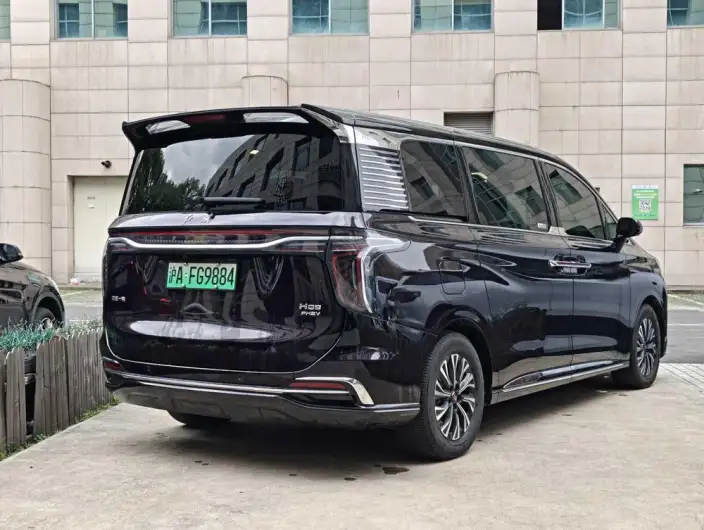 HONGQI HQ9 PHEV 2024 Model 4WD Deluxe Edition – фото 5