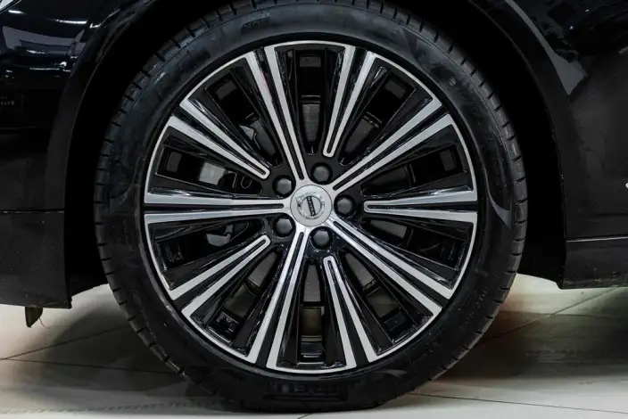 Volvo S90 2025 Model B5 Smart Range Deluxe Edition – фото 8