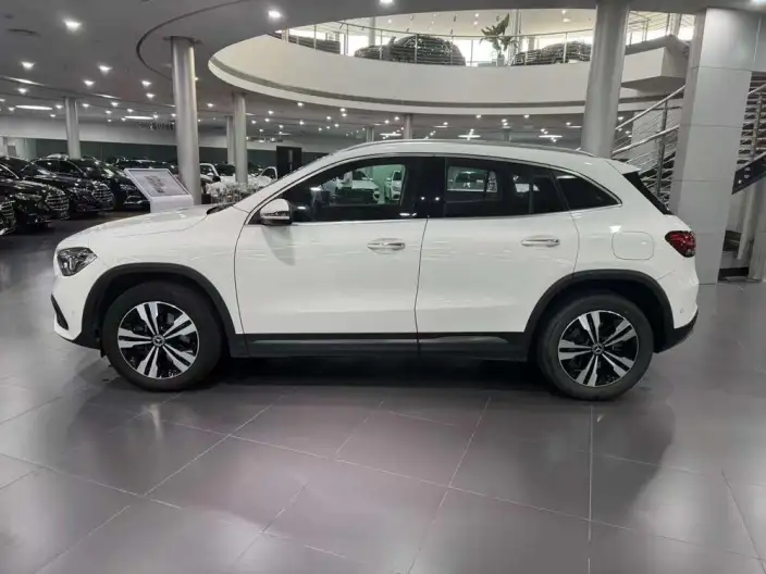 Mercedes-Benz GLA 2023 Model GLA 220