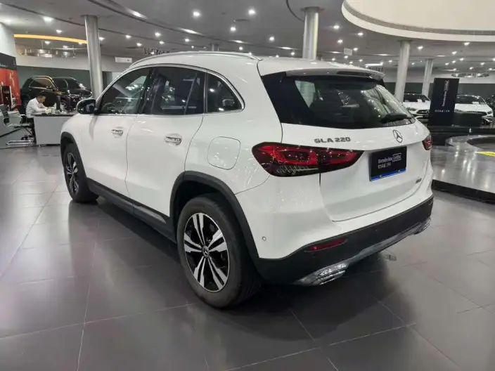 Mercedes-Benz GLA 2023 Model GLA 220