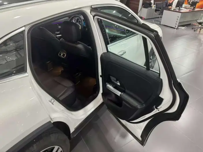 Mercedes-Benz GLA 2023 Model GLA 220 – фото 8