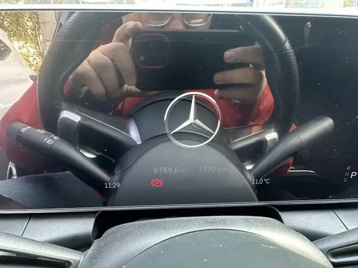 Mercedes-Benz GLC 2023 Model Facelift GLC 300 L 4MATIC Dynamic Model 5 seat – фото 9