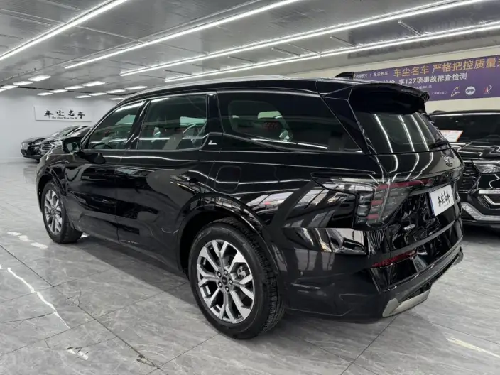 Ford Edge 2023 Model Ford Edge L 2.0T EcoBoost E Hybrid 4WD VII seat Supreme Model