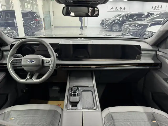 Ford Edge 2023 Model Ford Edge L 2.0T EcoBoost E Hybrid 4WD VII seat Supreme Model – фото 7