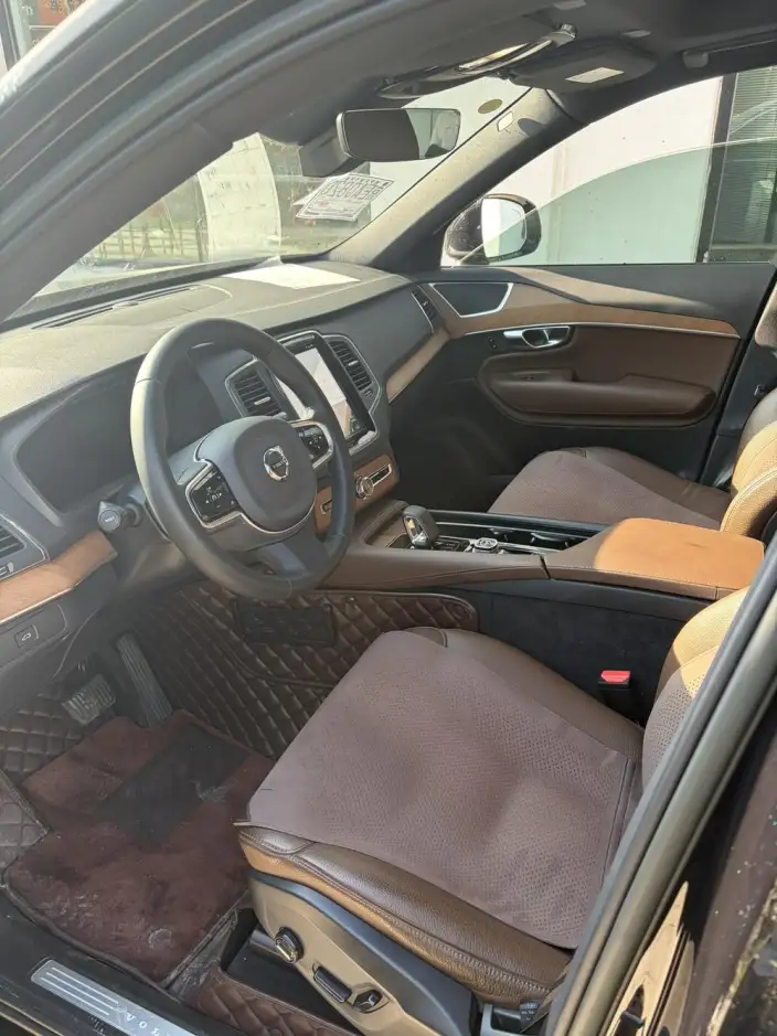 Volvo XC90 2023 Model B5 Zhixing Deluxe Edition 5 seat – фото 9