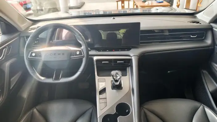 Roewe eRX5 2023 Model Chao Hybrid Zunrong Edition – фото 8