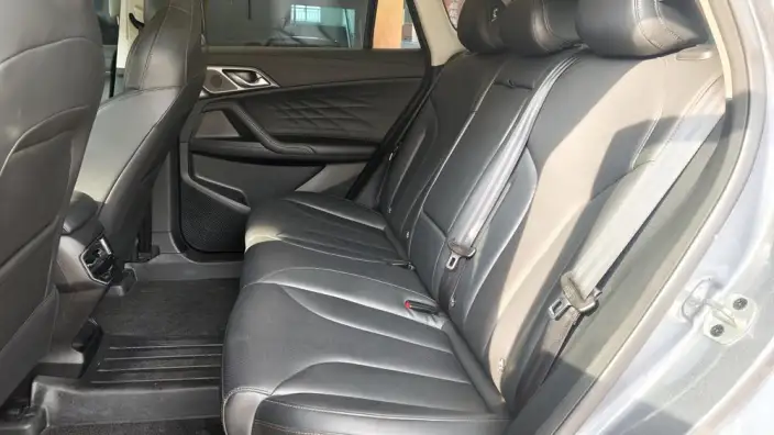 Roewe eRX5 2023 Model Chao Hybrid Zunrong Edition – фото 10