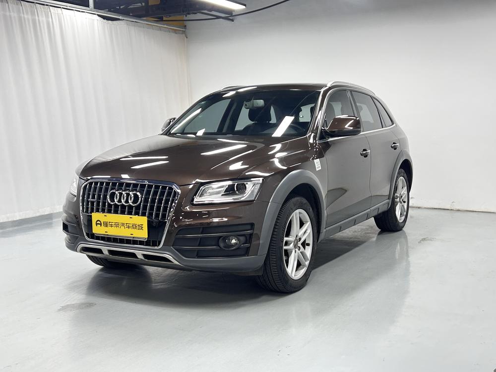 Audi Q5 2017 Plus 40 TFSI Technology – фото 1