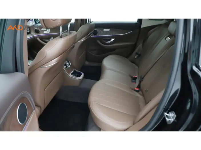 Mercedes-Benz E-Class 2023 Model E 300 L Fashion Model sedan – фото 10
