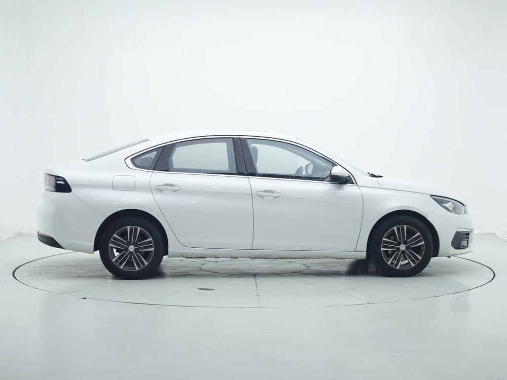 Peugeot 3008 2013 1.6THP Automatic Trend 2016 модификация 1.6L автоматическое Deluxe Edition – фото 8