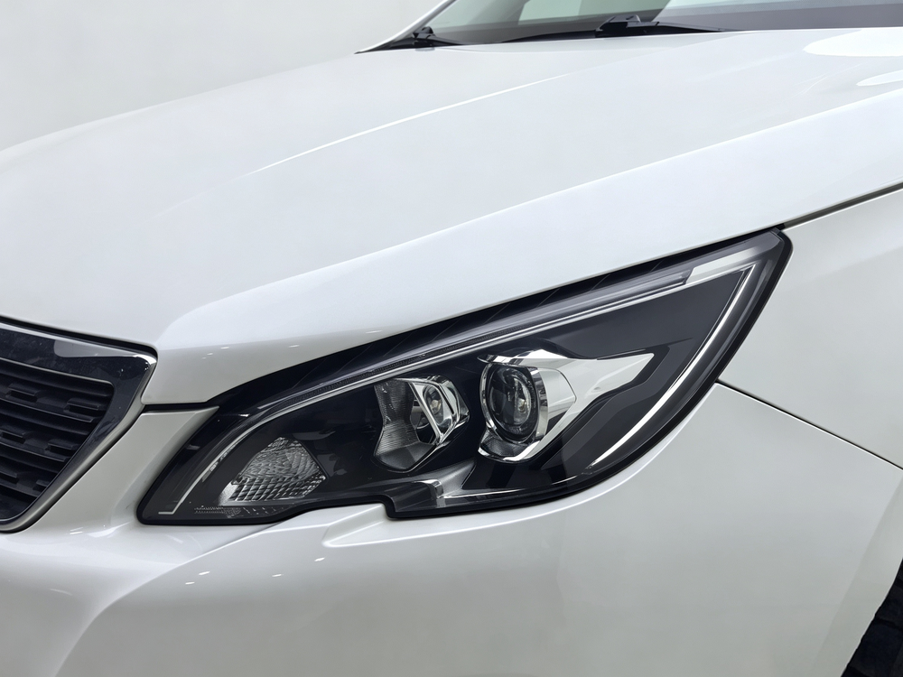 Peugeot 3008 2013 1.6THP Automatic Trend 2016 модификация 1.6L автоматическое Deluxe Edition – фото 12