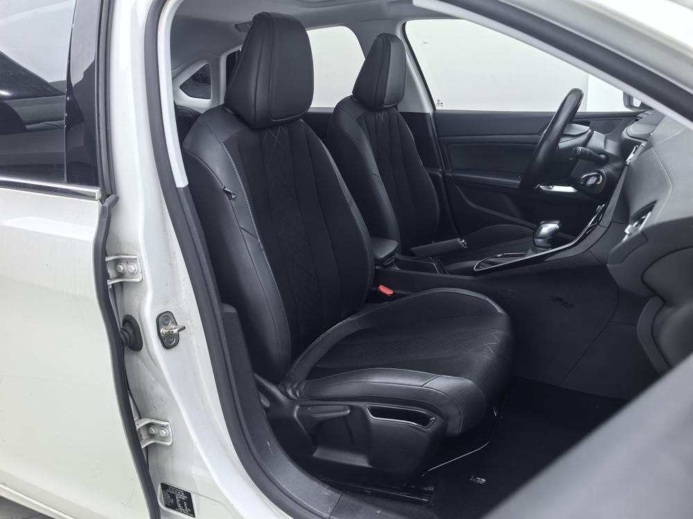 Peugeot 3008 2013 1.6THP Automatic Trend 2016 модификация 1.6L автоматическое Deluxe Edition – фото 22