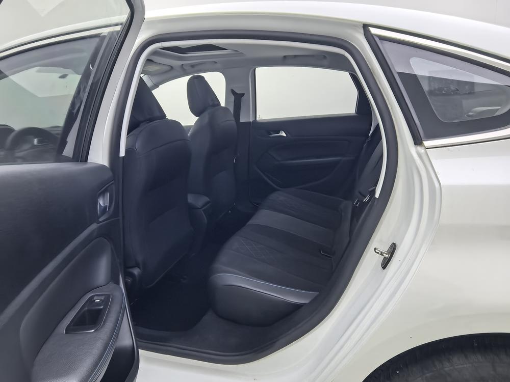 Peugeot 3008 2013 1.6THP Automatic Trend 2016 модификация 1.6L автоматическое Deluxe Edition – фото 23