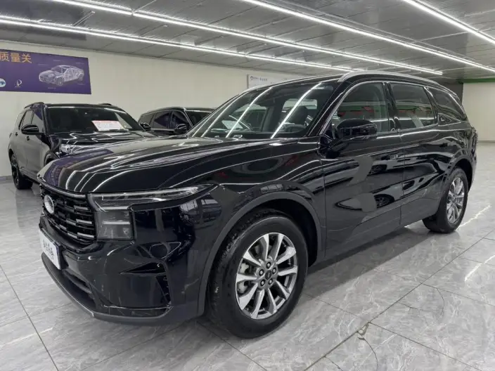 Ford Edge 2023 Model Ford Edge L 2.0T EcoBoost 2WD VII seat Luxury Model