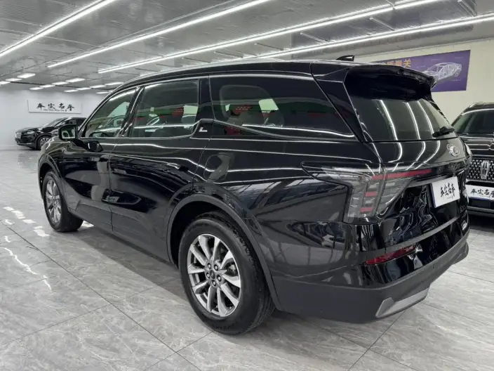 Ford Edge 2023 Model Ford Edge L 2.0T EcoBoost 2WD VII seat Luxury Model