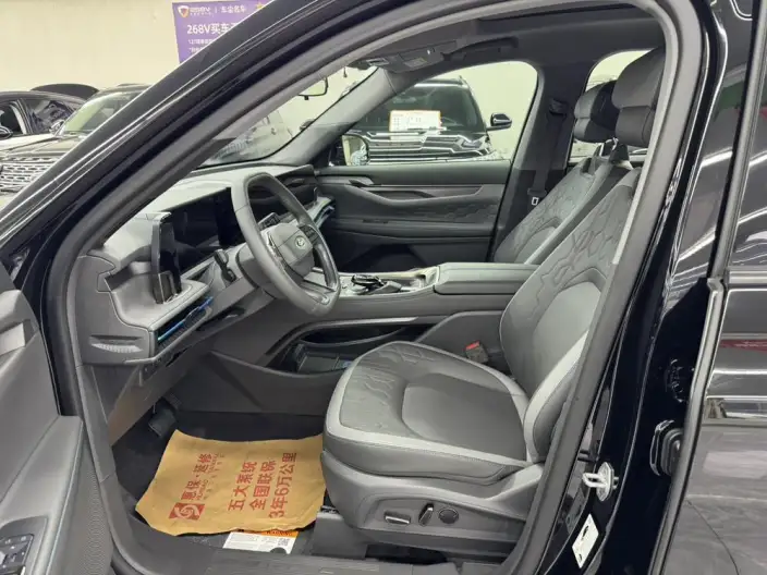 Ford Edge 2023 Model Ford Edge L 2.0T EcoBoost 2WD VII seat Luxury Model – фото 8