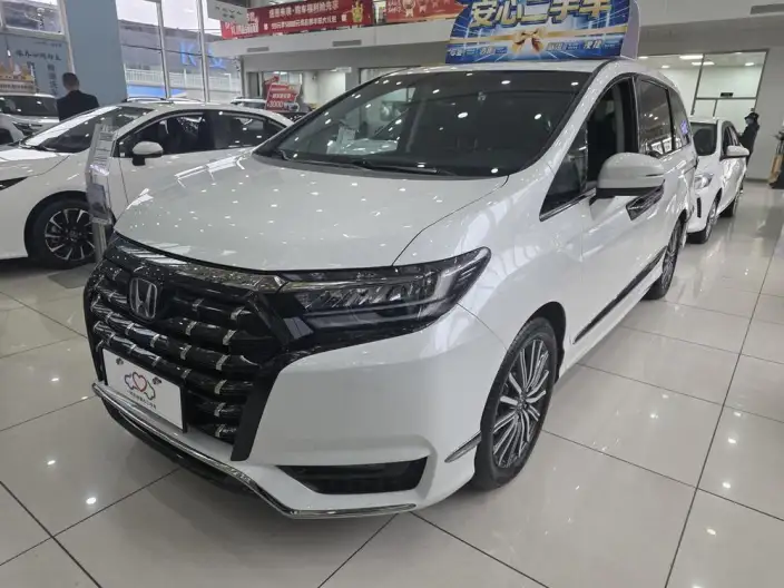 Honda Elysion 2022 Model 2.0L Hybrid Comfort Edition
