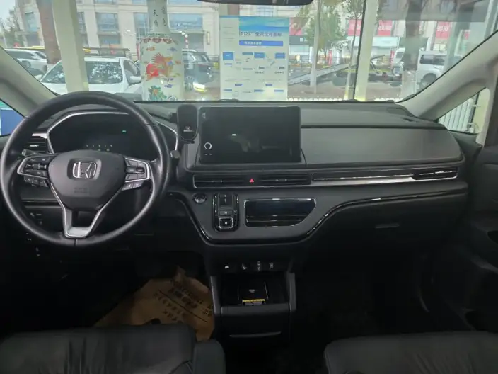 Honda Elysion 2022 Model 2.0L Hybrid Comfort Edition