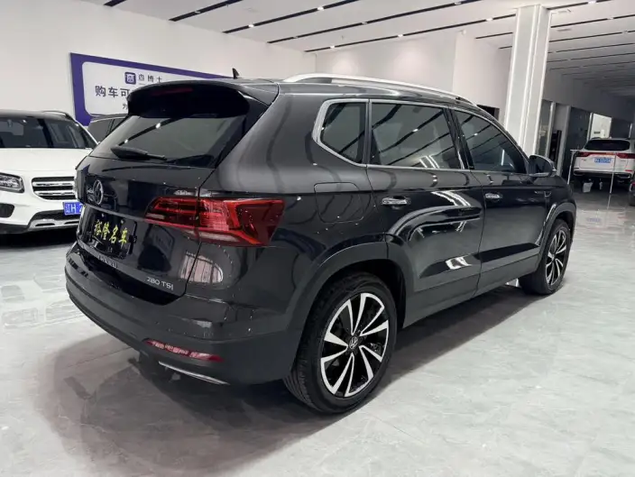 Volkswagen Tharu 2022 Model 280TSI 2WD Deluxe Edition – фото 6