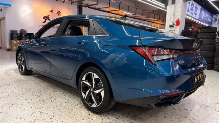 Hyundai Ioniq 2022 Model 1.5L CVT LUX Premium Edition