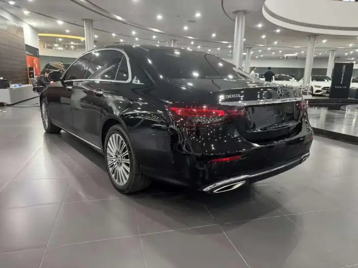 Mercedes-Benz E-Class 2023 Model Facelift E 300 L Fashion Model sedan – фото 5