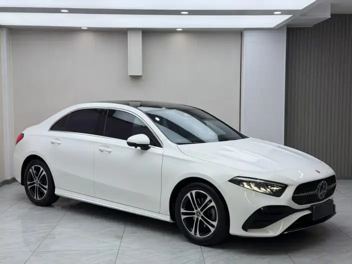 Mercedes-Benz A-class 2023 Model A 180 L
