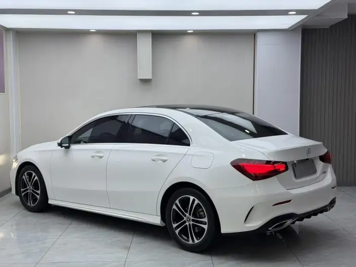 Mercedes-Benz A-class 2023 Model A 180 L