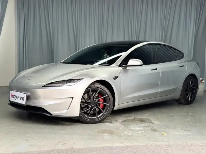 Model 3 2024 Model High performance All-wheel drive version