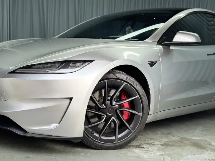 Model 3 2024 Model High performance All-wheel drive version – фото 5
