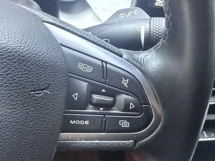 Geely Binyue 2021 Model 240T DCT Diamond Edition – фото 8