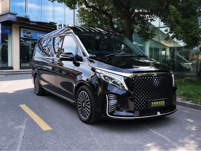 Mercedes-Benz V-Class 2022 Model V 260 L Long wheelbase Premium Edition