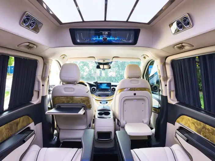 Mercedes-Benz V-Class 2022 Model V 260 L Long wheelbase Premium Edition – фото 6