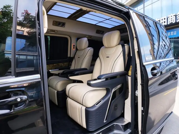 Mercedes-Benz V-Class 2022 Model V 260 L Long wheelbase Premium Edition – фото 8